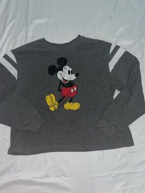 Disney Gray Crewneck Sweatshirt Tag Detail